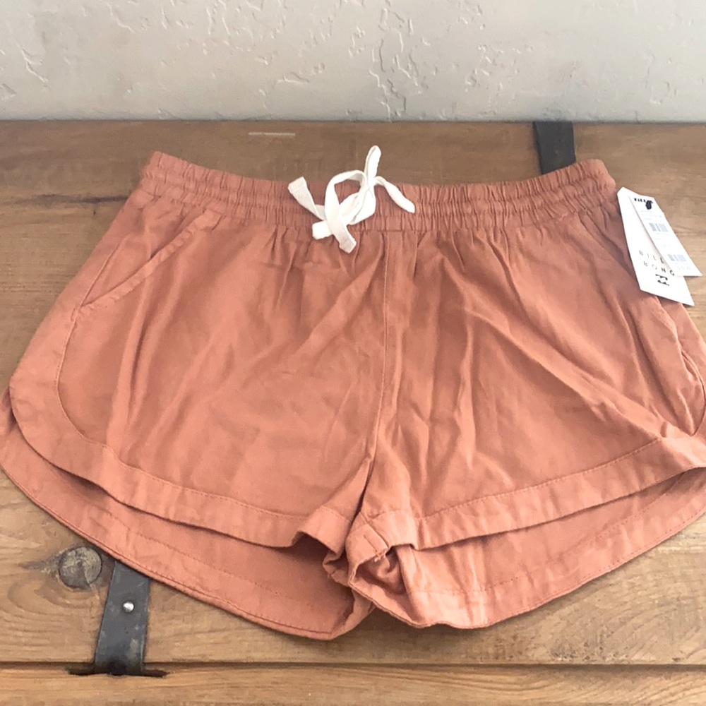 Billabong shorts